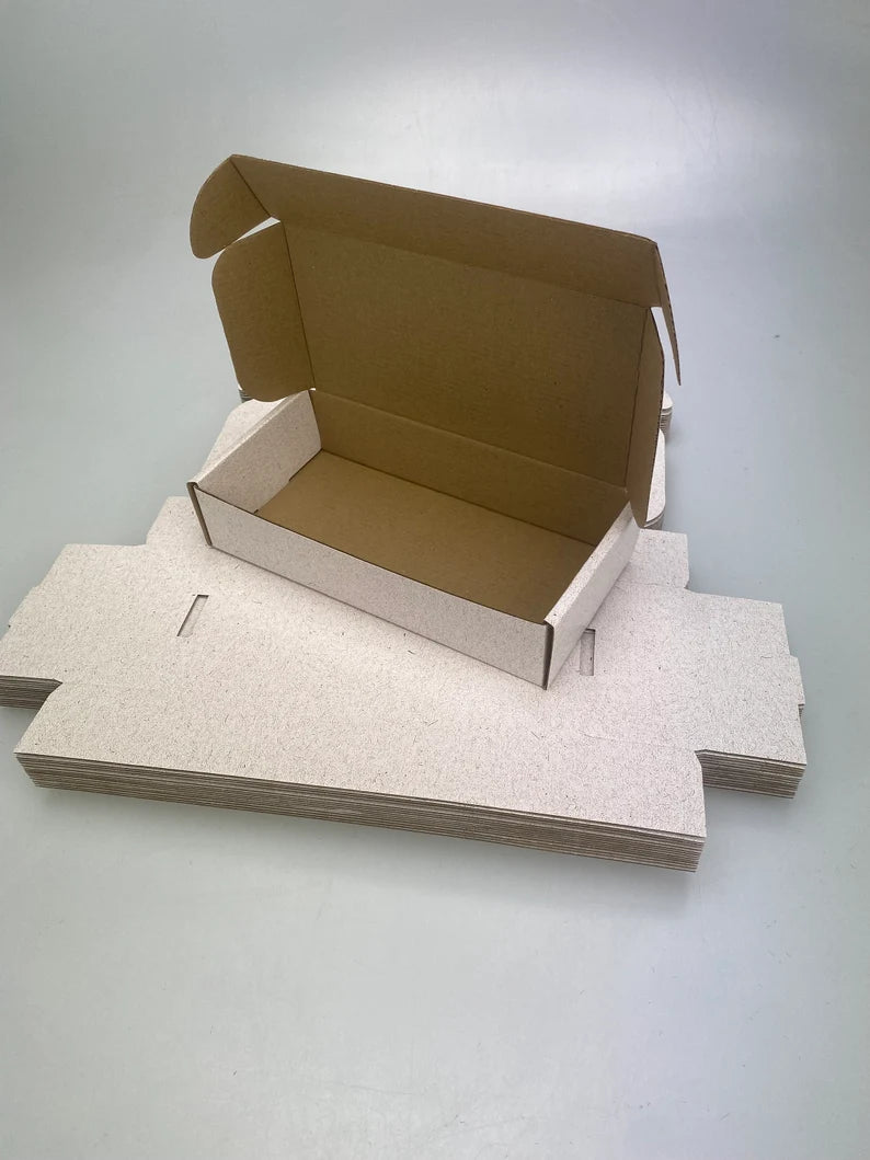 Pack of 12 Corrugated Cardboard Boxes, Royal Mail Small Parcel Postal Boxes, Business, Storing or Gift (20,5x10,5x4,5cm,light brown/Br)